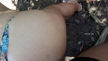 Caseiras do brasil fazendo anal no mato com dotados