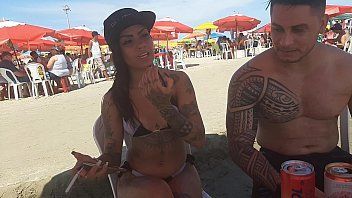 Casal safadão em boa foda na praia