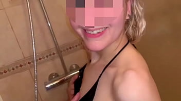 Loira fode no banho em cenas gratis de sexo explicito