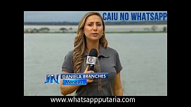 Jornalista transando com entrevistado bem dotado