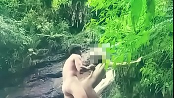 sexo na cachoeira